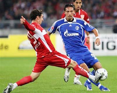 重點探討了 重點探討了